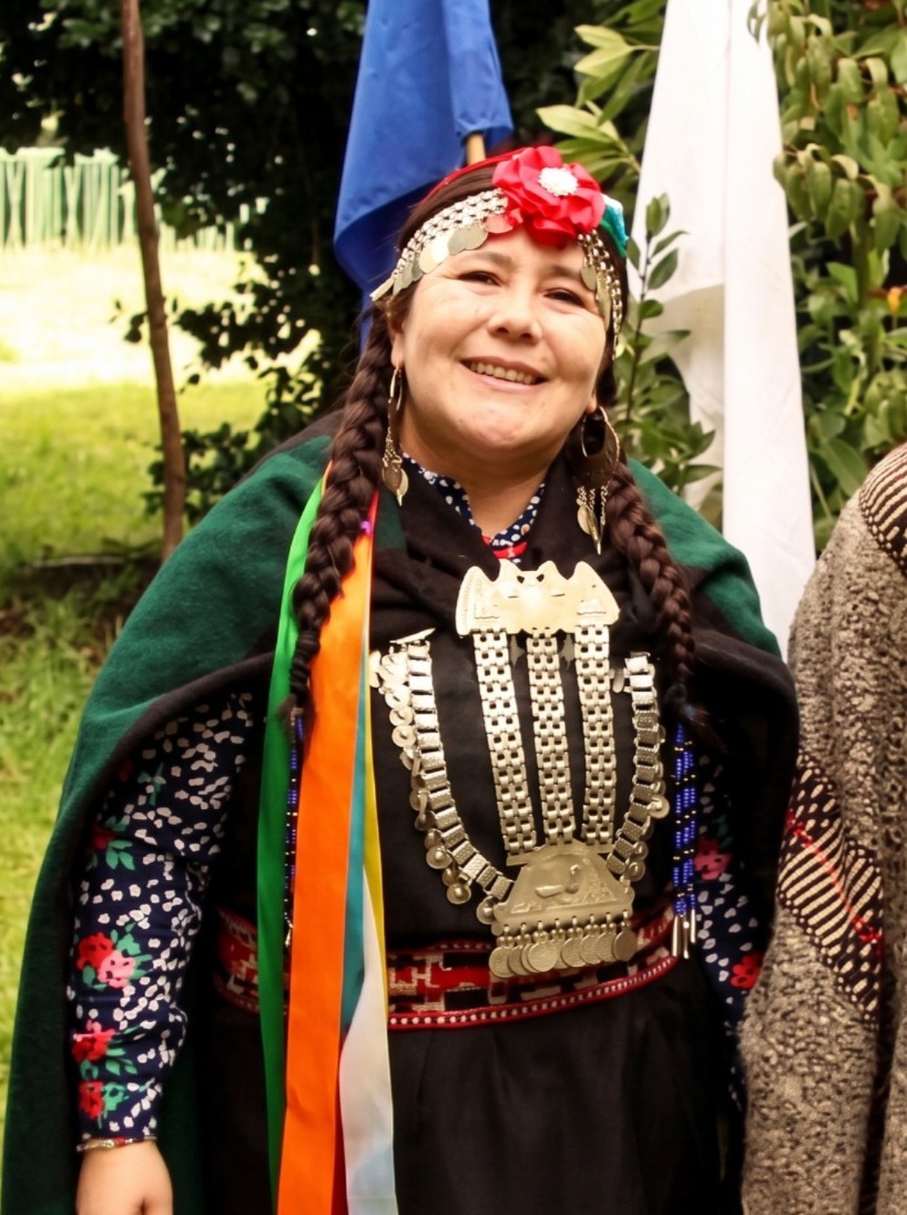 Integrante de Las Ñañas en un encuentro comunitario